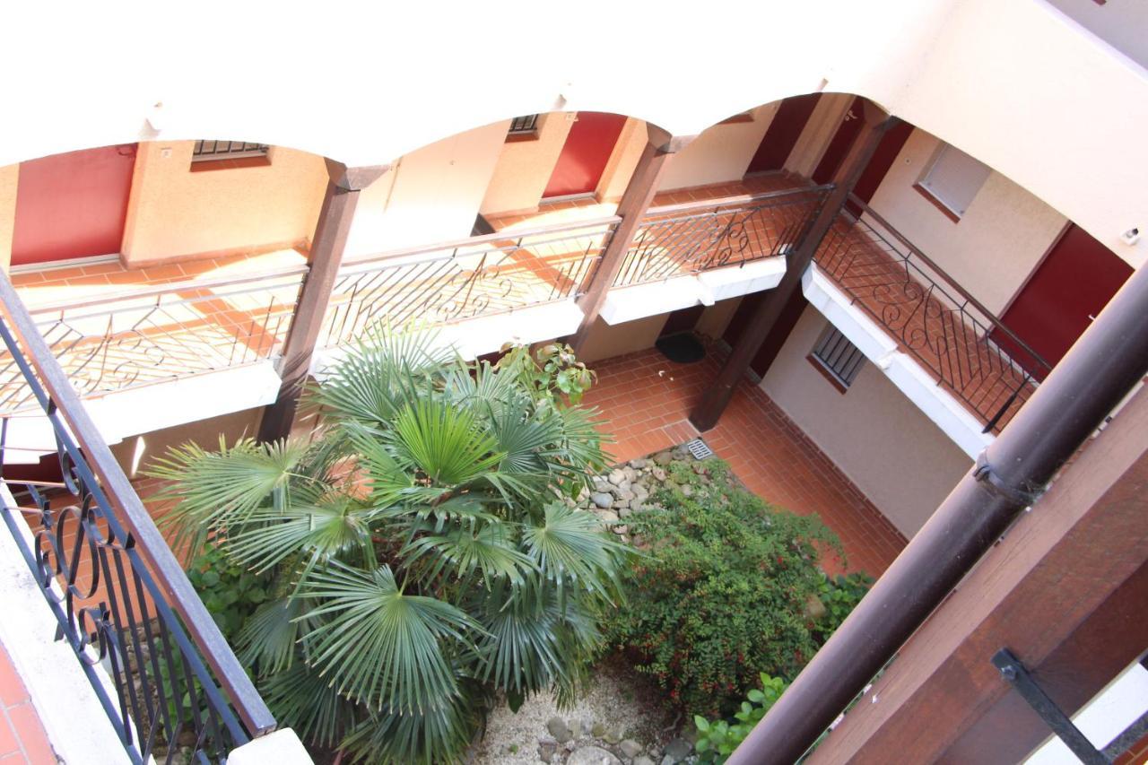 De La Couleur Aux Marquises Apartment La Londe-les-Maures Ngoại thất bức ảnh